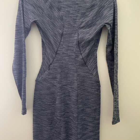 Lululemon Go Everywhere Dress Bodycon Size 2 - Picture 3 of 5